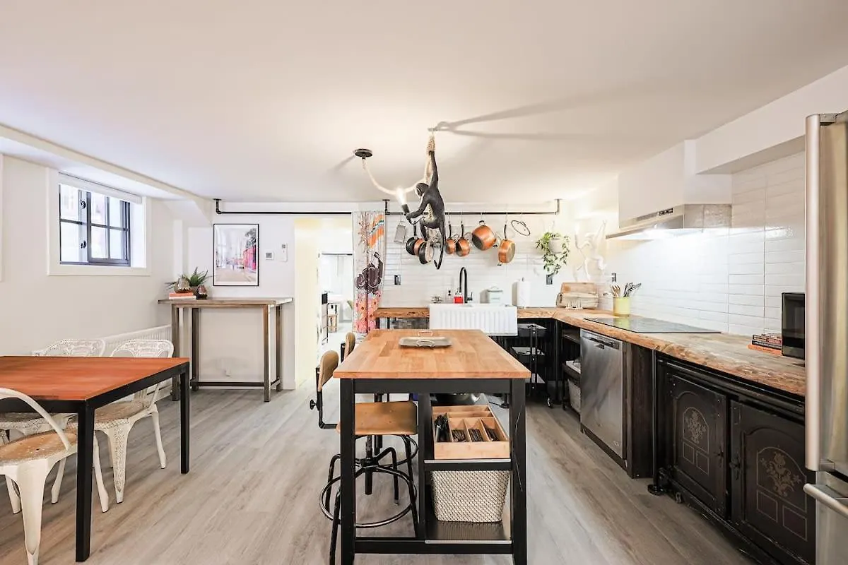 Spa Oasis In Toronto'S Heart + Parking!