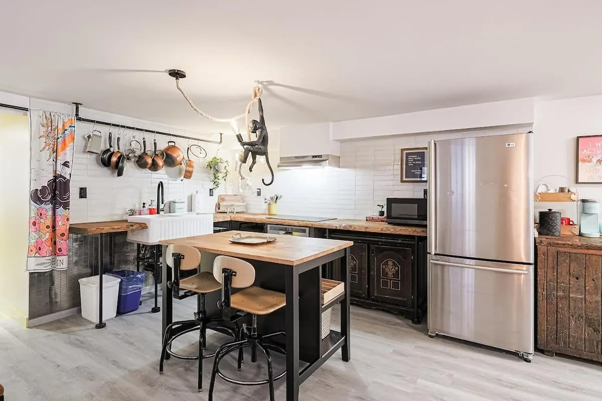 Apartment Spa Oasis In Toronto'S Heart + Parking!